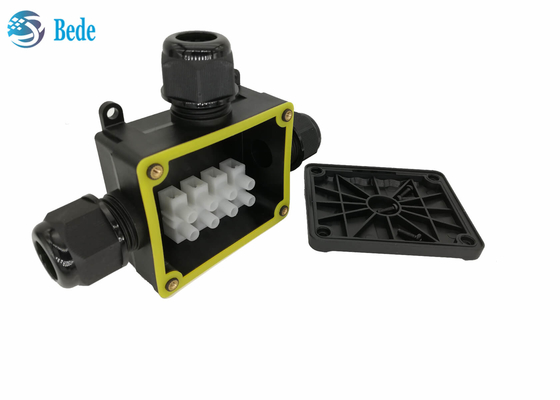 IP68 Waterproof Junction Box Weatherproof Outlet Box 3 Channel  450V T Type
