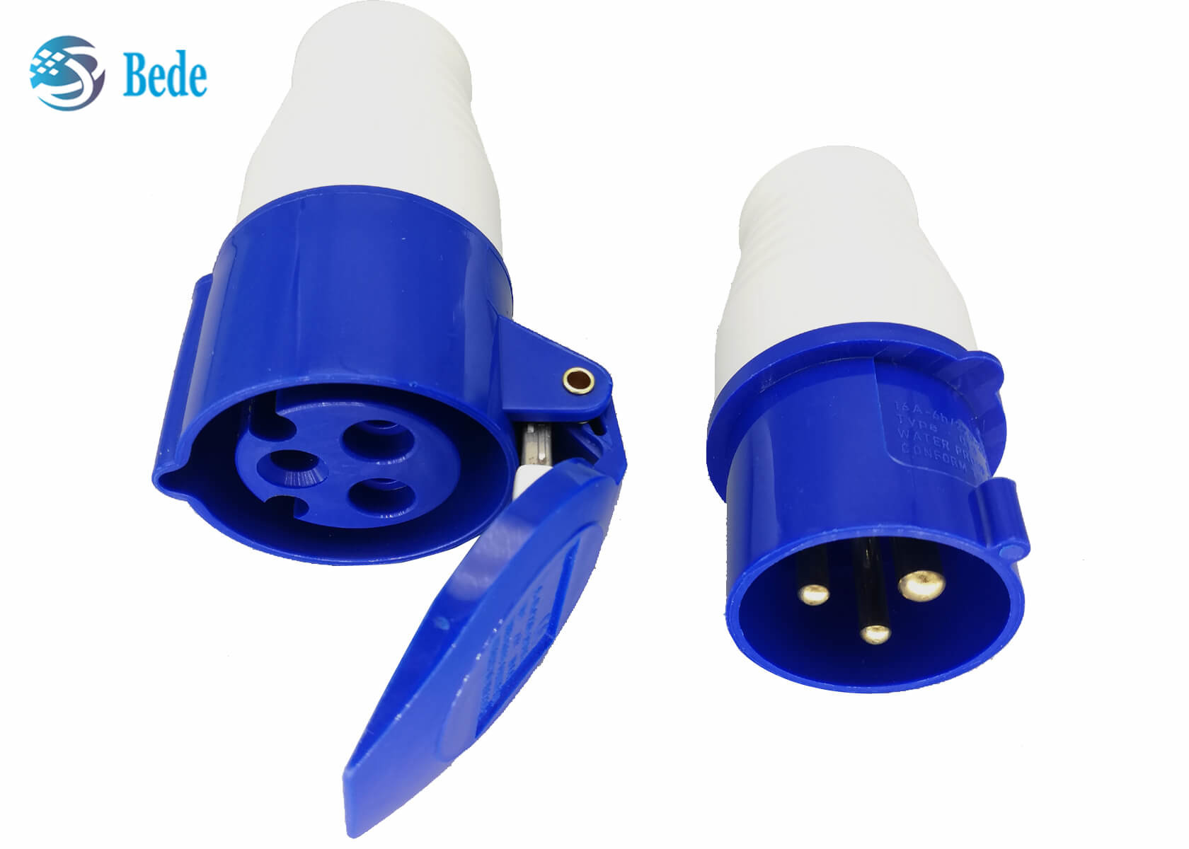 Single Phase Industrial Plug And Socket P+N+E Blue Color 220250V 16A